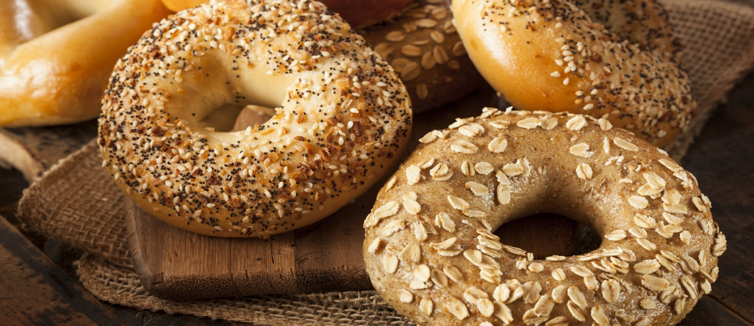 EXPLORE THE IMAGES OF BAGELS BY THE SEA